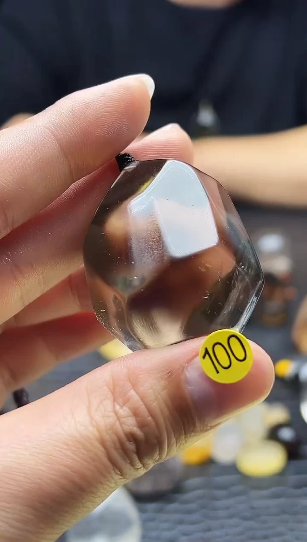 未镶嵌珠宝半成品水晶100