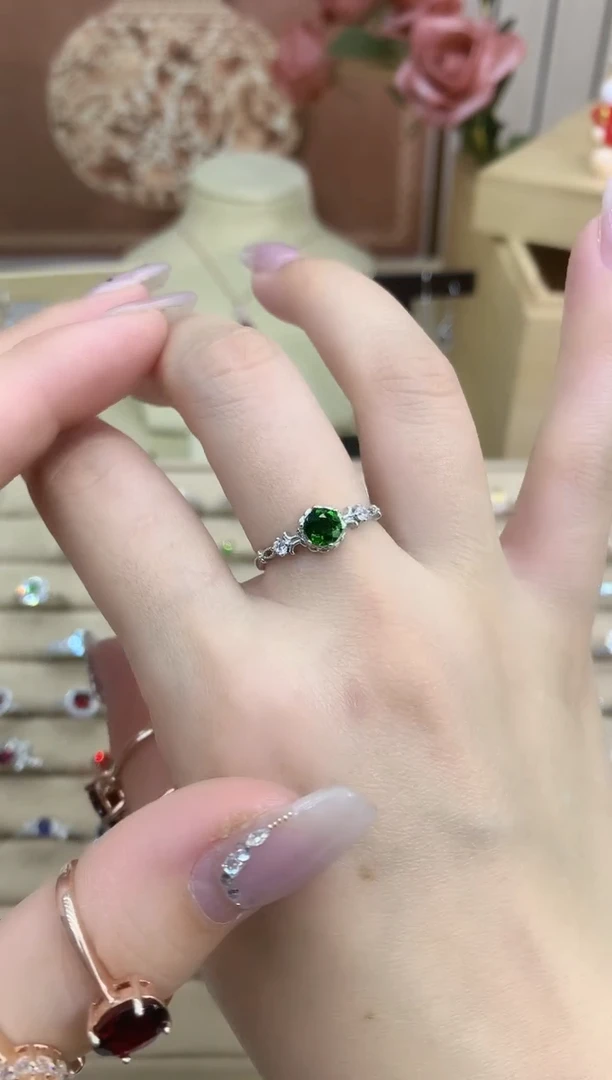银S925镶嵌透辉石戒指透辉石