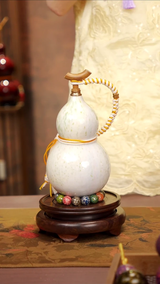 302易林漂漆酒葫芦------158