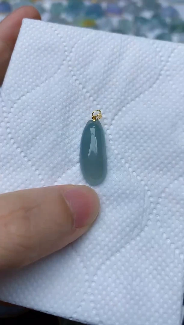 翡翠18K金镶嵌颈饰天然缅甸A货翡翠