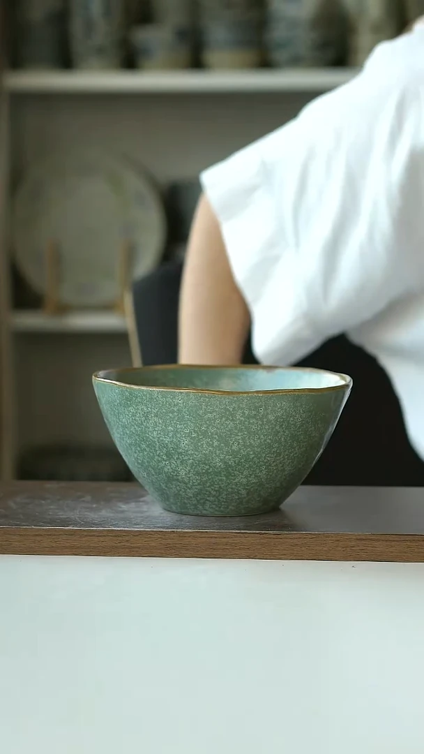微瑕出德国橄榄绿面汤碗15cm@4-2@