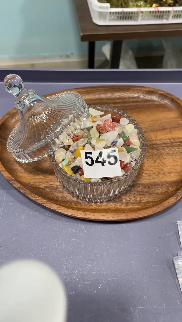未镶嵌珠宝半成品水晶500颗碎石＋碗   545