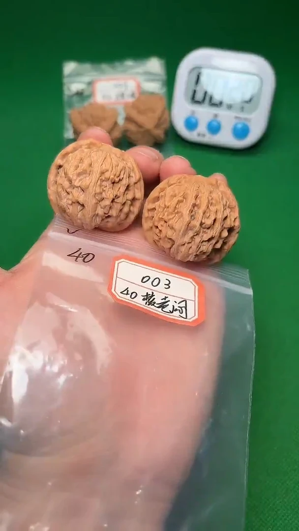 把件文玩核桃m***e003 40全核老闷