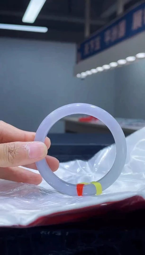 未镶嵌手镯翡翠8