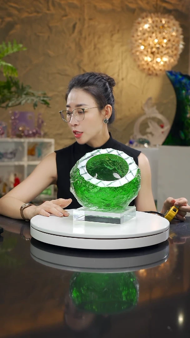 手工艺品琉璃翠绿色水波纹聚宝盆