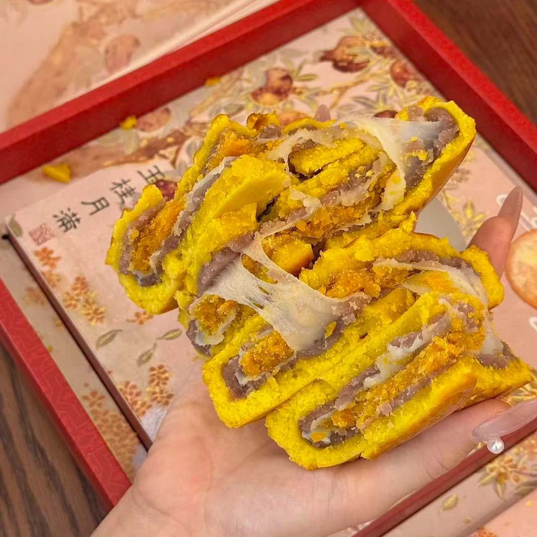 黄金大饼、黑米桃果子大饼