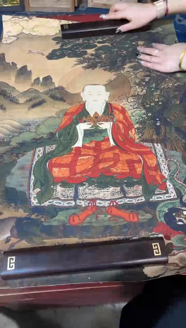 卷轴画龙妹的唐卡tk16