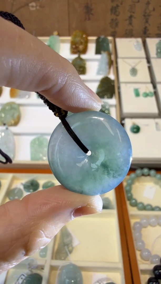 翡翠挂件未镶嵌A货翡翠多样性孤品