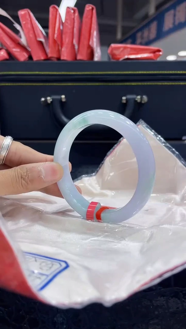 未镶嵌手镯翡翠6