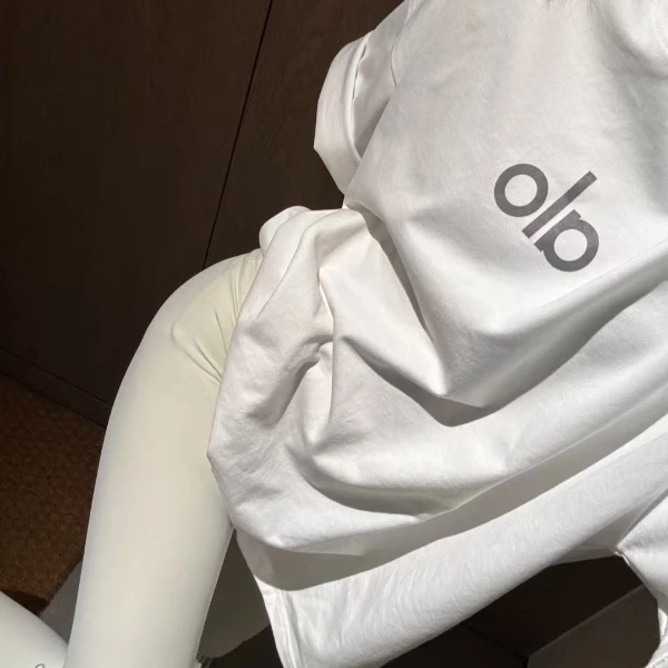 ALO  宽松休闲百搭春夏新款做旧破坏大版T恤（清仓清仓）