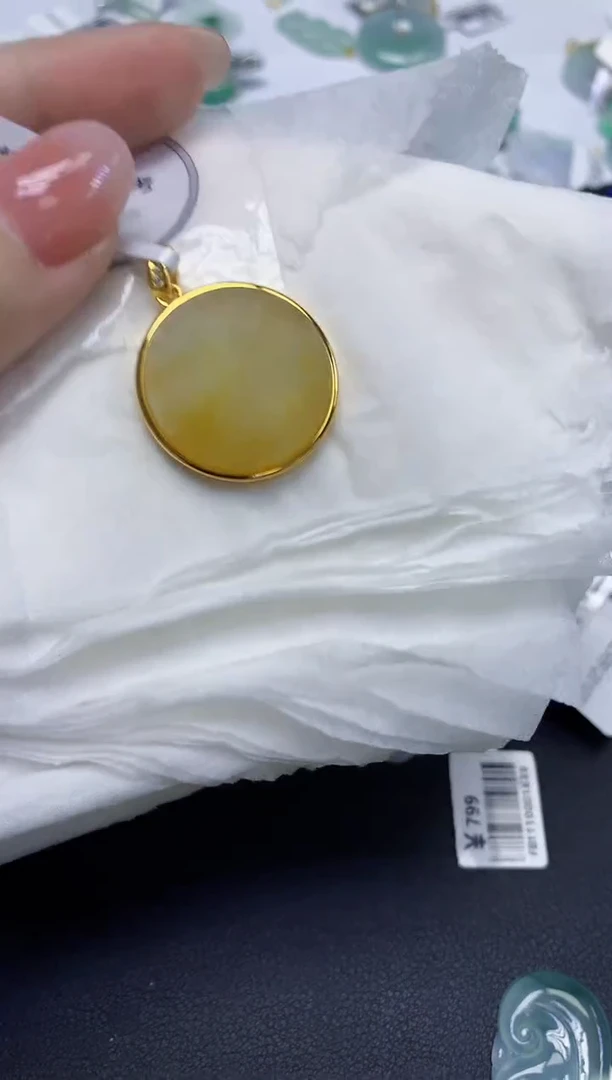 颈饰未镶嵌翡翠天然缅甸翡翠A货多样性发一件