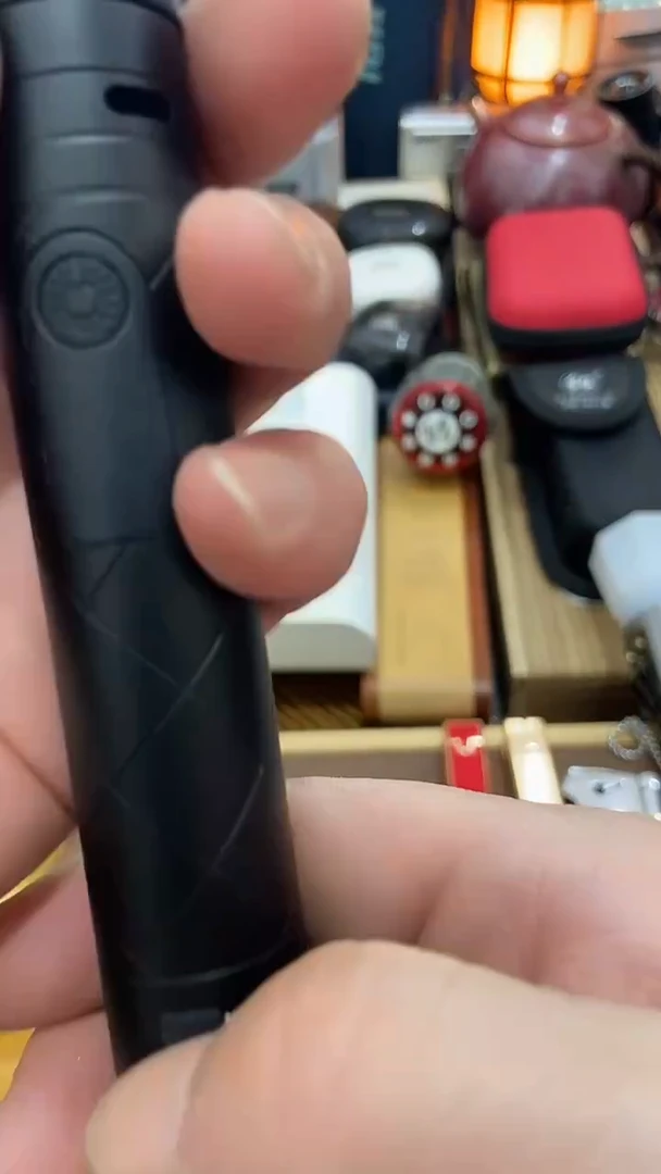 瓷片闪购商品  如图所示