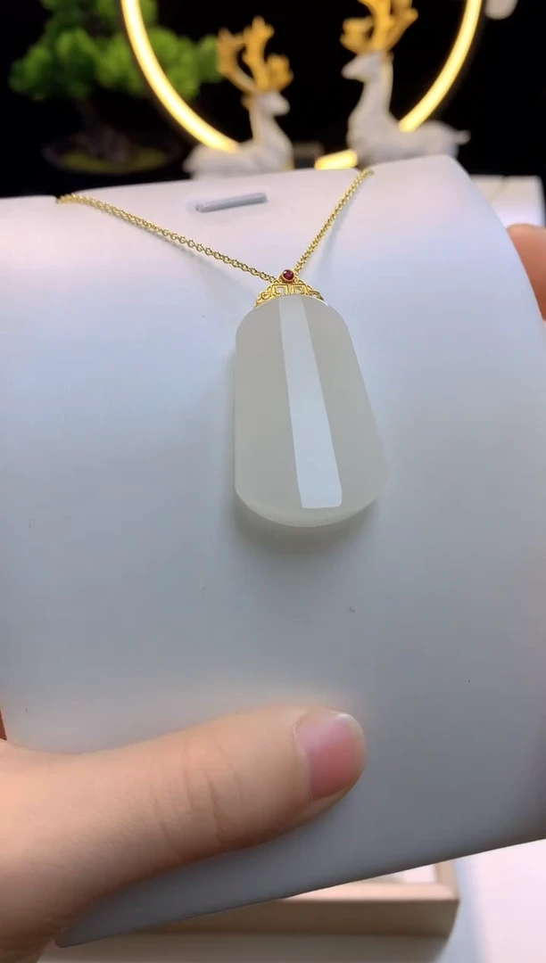 【闪购商品】和田玉吊坠18K金镶嵌无事牌