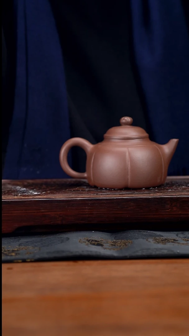 【闪购商品】紫砂茶壶300cc黄龙山原矿紫泥菊蕾16