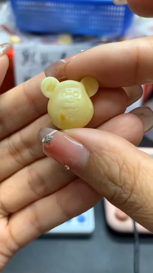 未镶嵌琥珀珠宝奇石1329