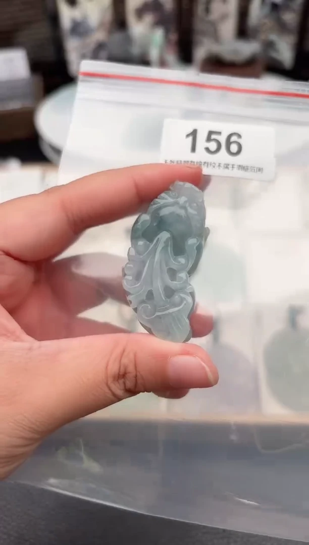 翡翠未镶嵌颈饰天然翡翠吊坠156