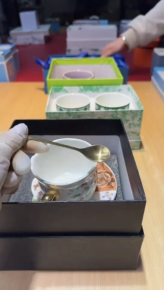 瓷片生活的本意是开心啊@@1