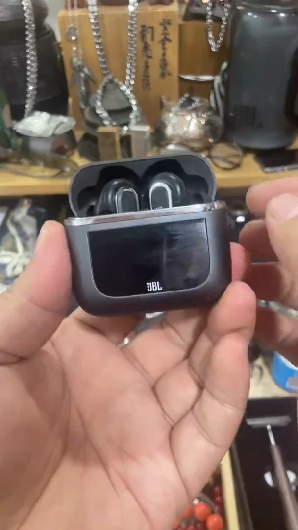 瓷片闪购商品  如图所示