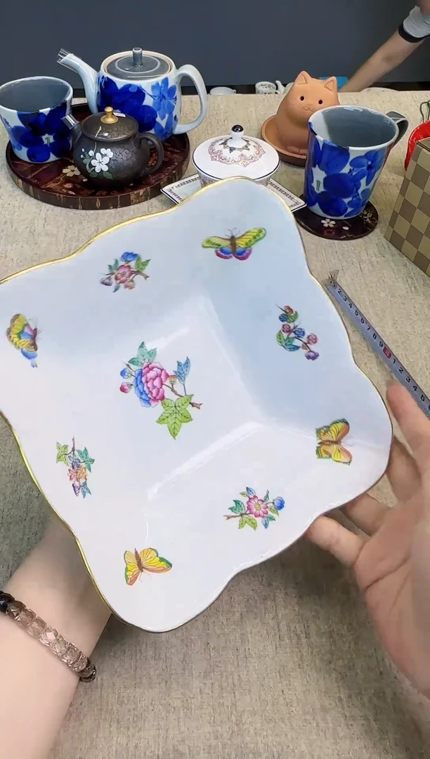 瓷片泡泡的瓷器好好看呀