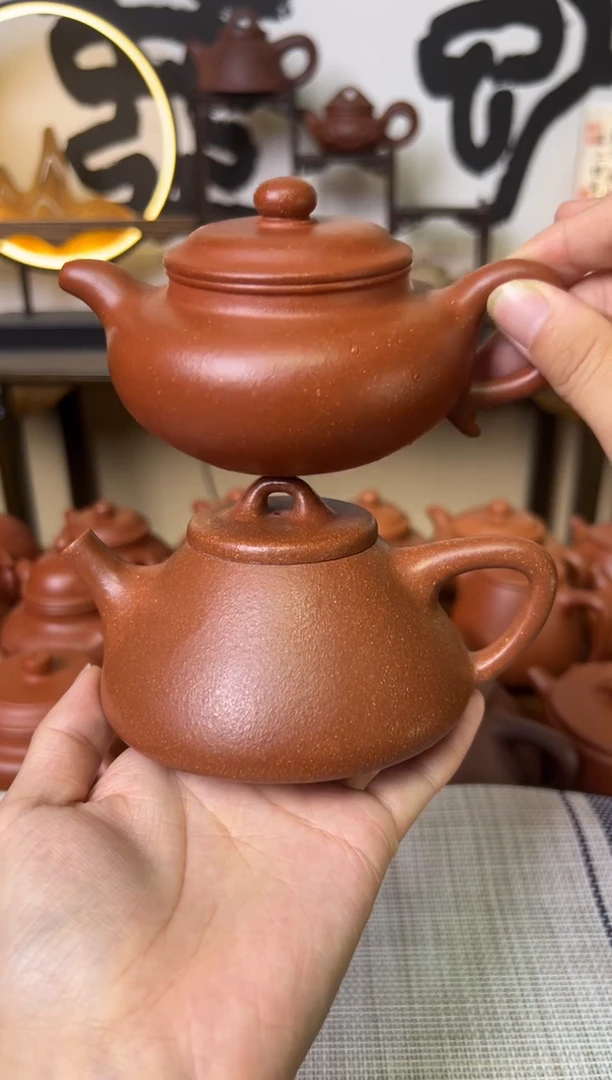 茶壶段泥红降坡仿古壶+黄降坡子冶