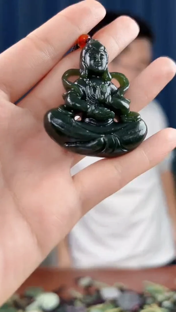 未镶嵌和田玉挂件拍一发一，多样性发货