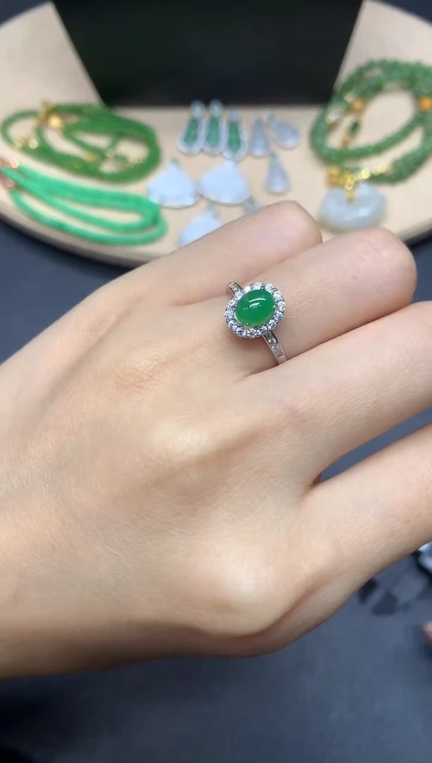 【闪购商品】翡翠戒指银S925镶嵌蛋面【无服务费】