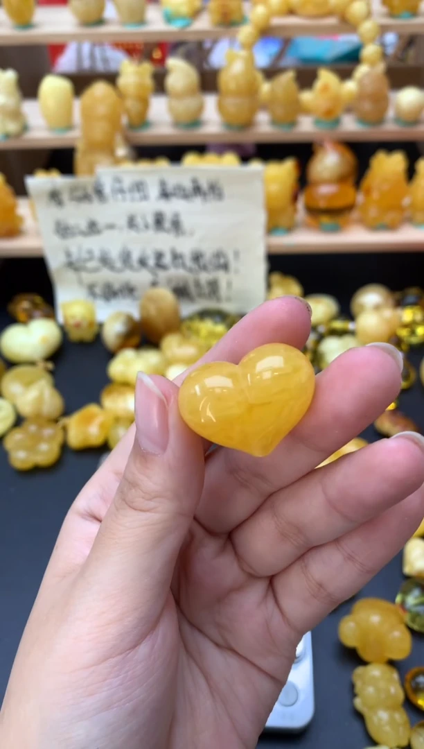 琥珀未镶嵌珠宝奇石086琥珀蜜蜡微瑕