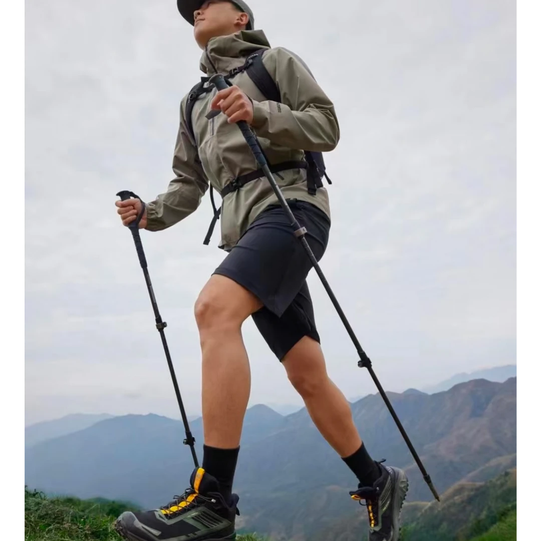 岩迹MONT～LT全天候软壳冲锋衣……防风防水男女通用户外外套！！