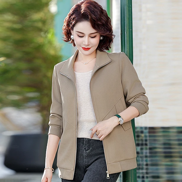 2025春装新款中老年女装时尚外套上衣洋气短款百搭中年宽松外套