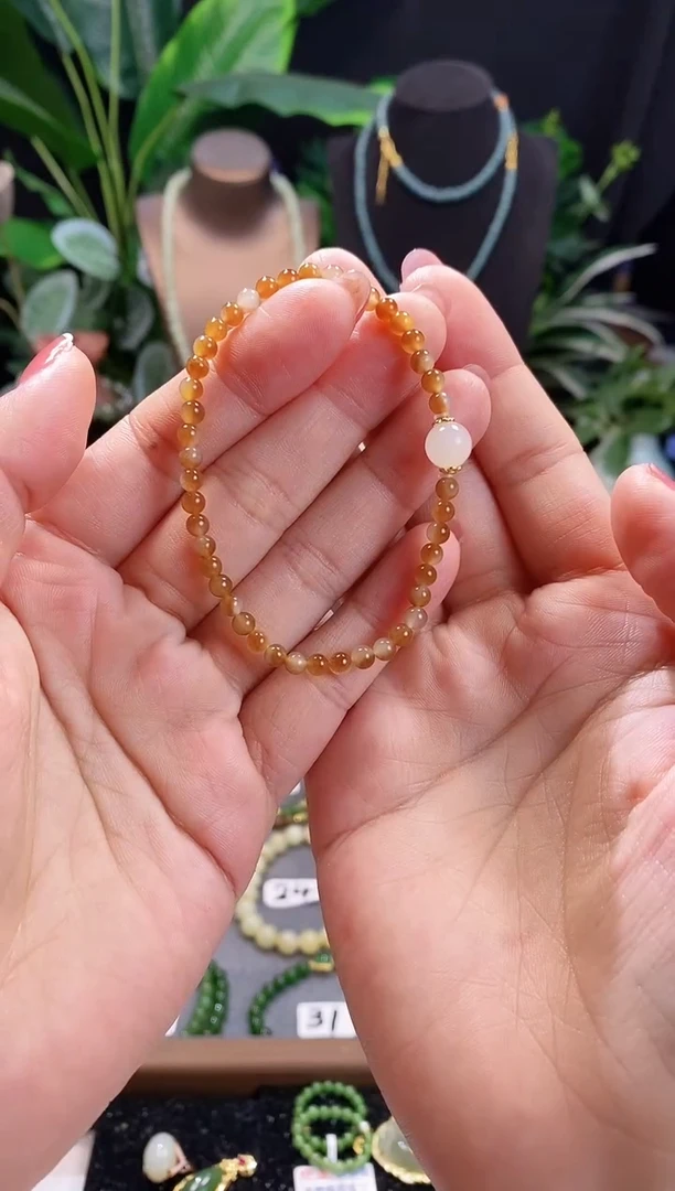 【闪购商品】和田玉手链未镶嵌精品4m新疆且末糖白配18k