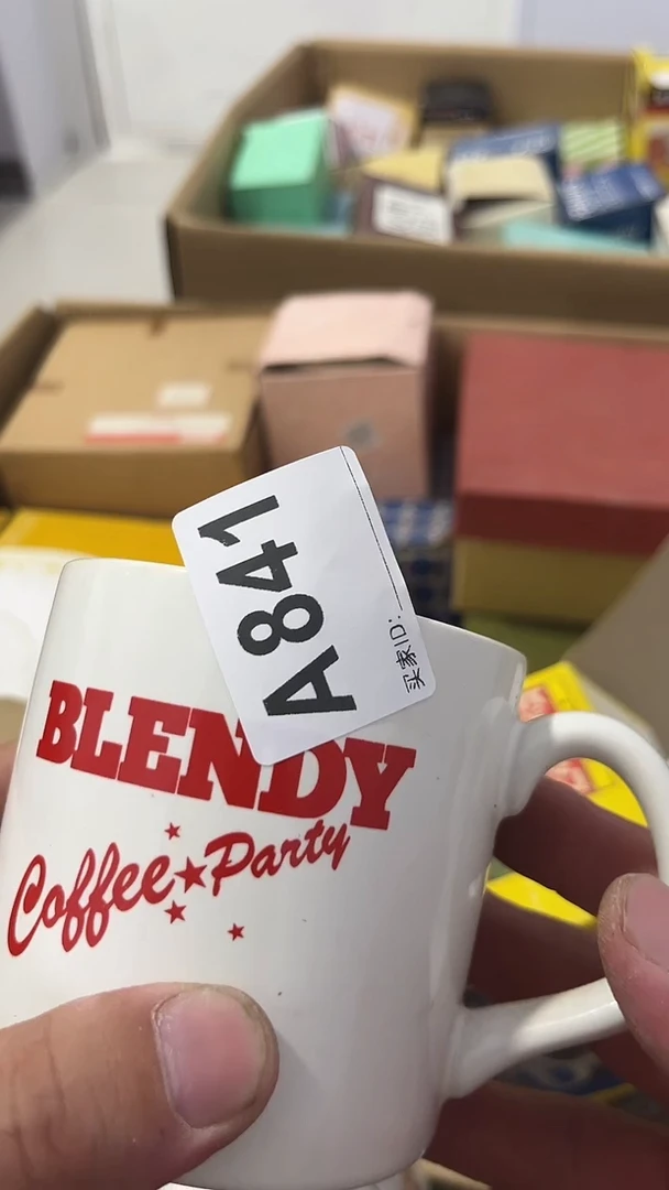 紫砂瓷器水杯一物一拍大*瓷器水杯一物一拍