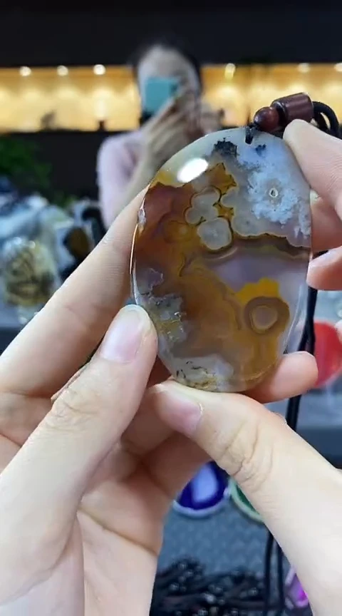 未镶嵌颈饰玛瑙/玉髓美**画玛瑙
