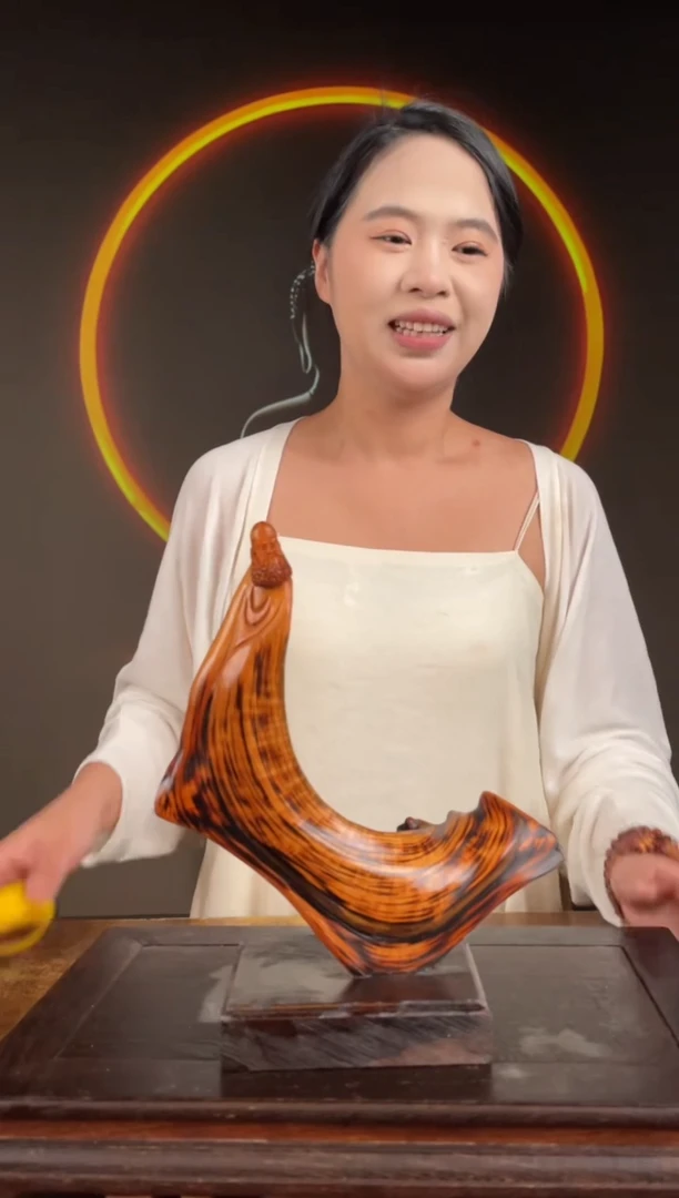 柏木（崖柏）手工摆件,先抢先得 编号:128