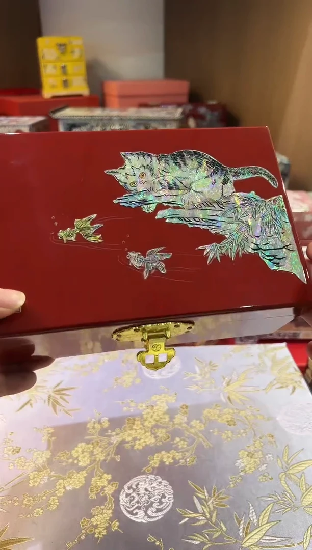微瑕·弘贝雅螺钿漆器文化馆