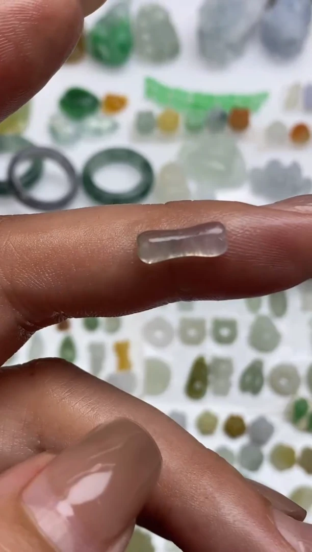 定制翡翠未镶嵌翡翠毛货~