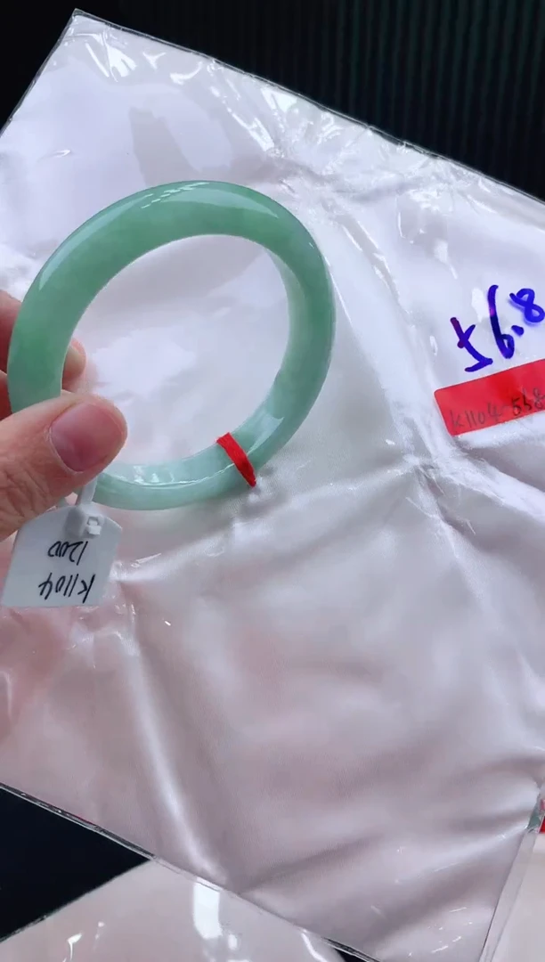 未镶嵌手镯翡翠56+