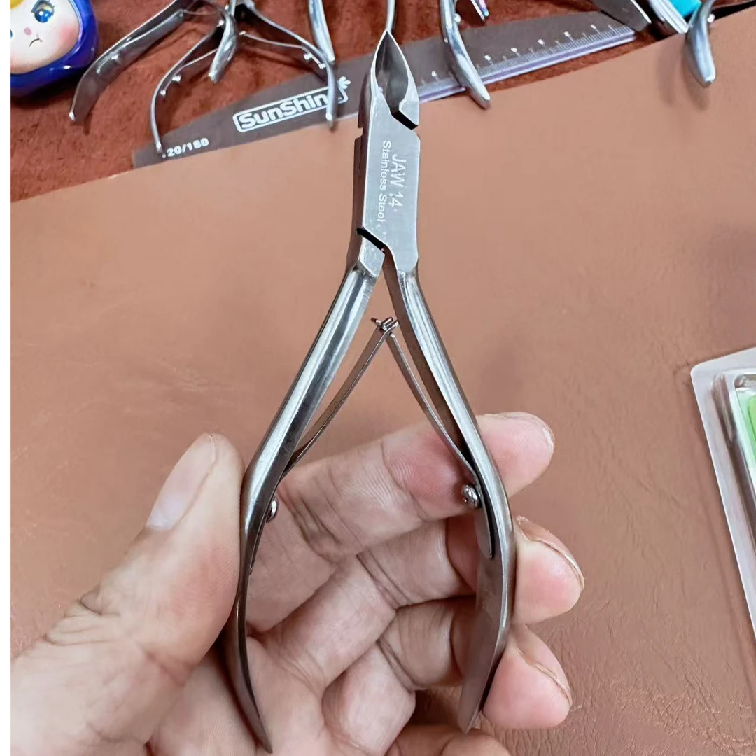 美甲师推荐越南进口D-22易剪死皮剪银色死皮剪美甲店专用修手指甲