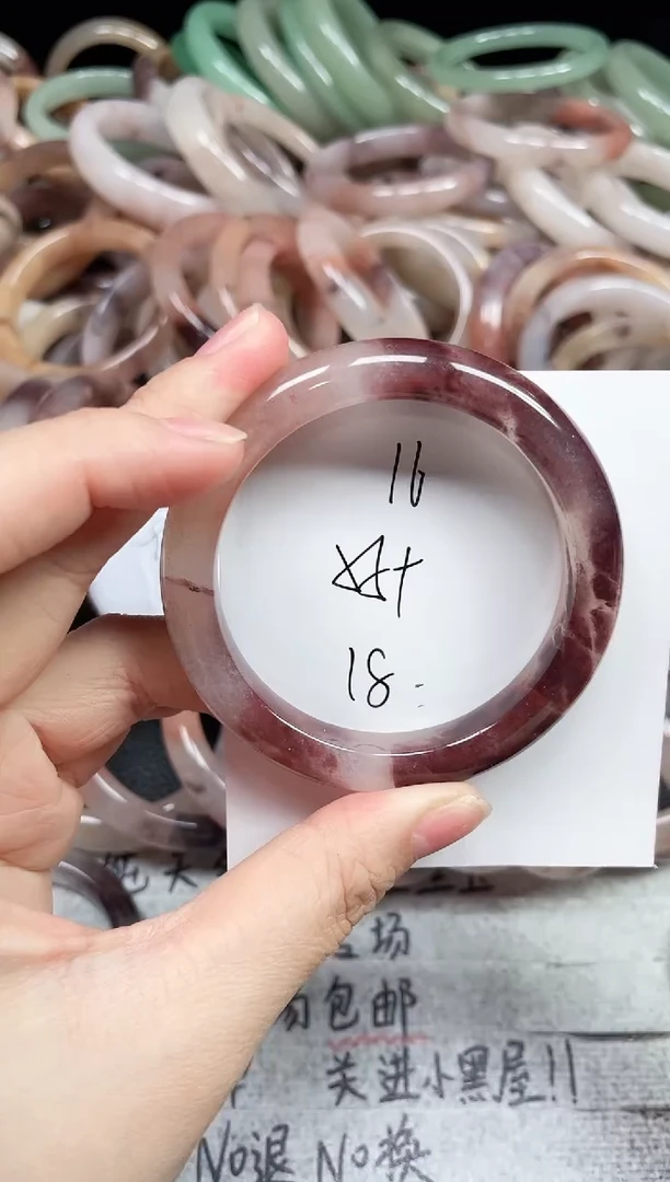 未镶嵌手镯石英质玉16