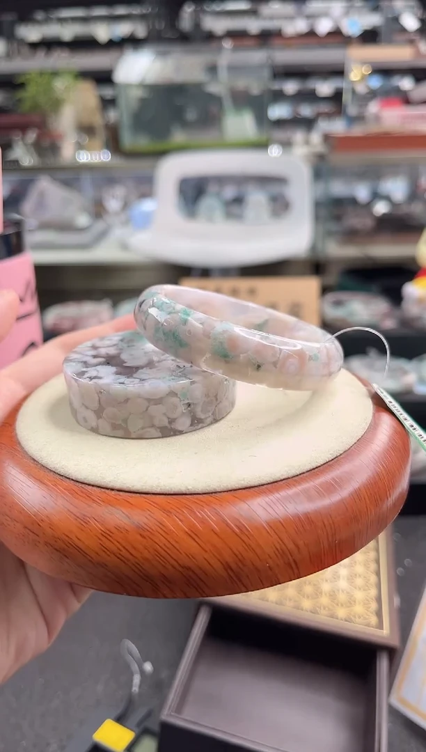 未镶嵌手镯石英质玉圈口（赠品镯心）