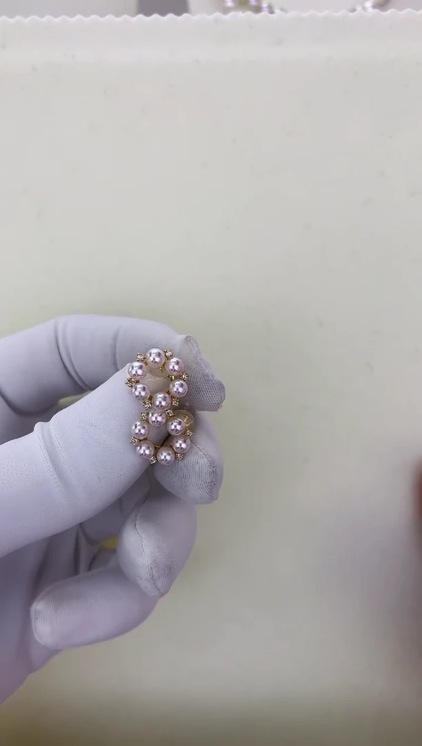 【闪购商品】海水珍珠耳饰18K金镶嵌花环耳钉3-4