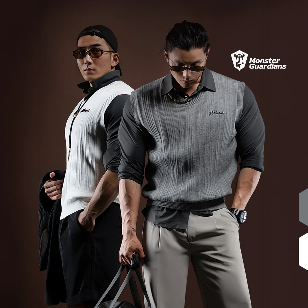 Natural 系列25年春季圆领商务休闲针织背心男