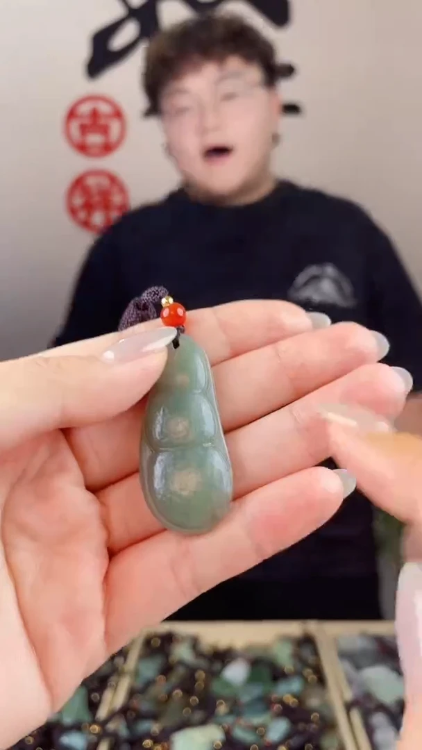 和田玉未镶嵌挂件拍一发一，多样性发货