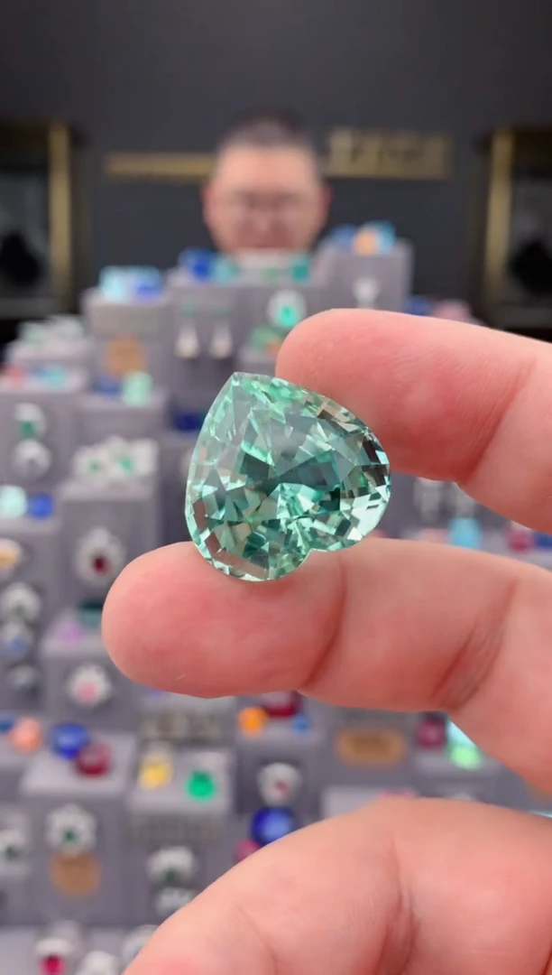 未镶嵌裸石碧玺43ct 绿碧玺 定制