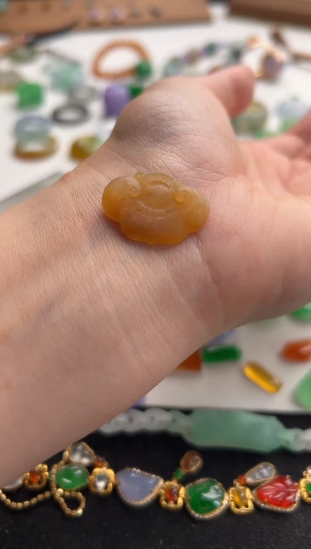 定制翡翠未镶嵌黄如意2800+280