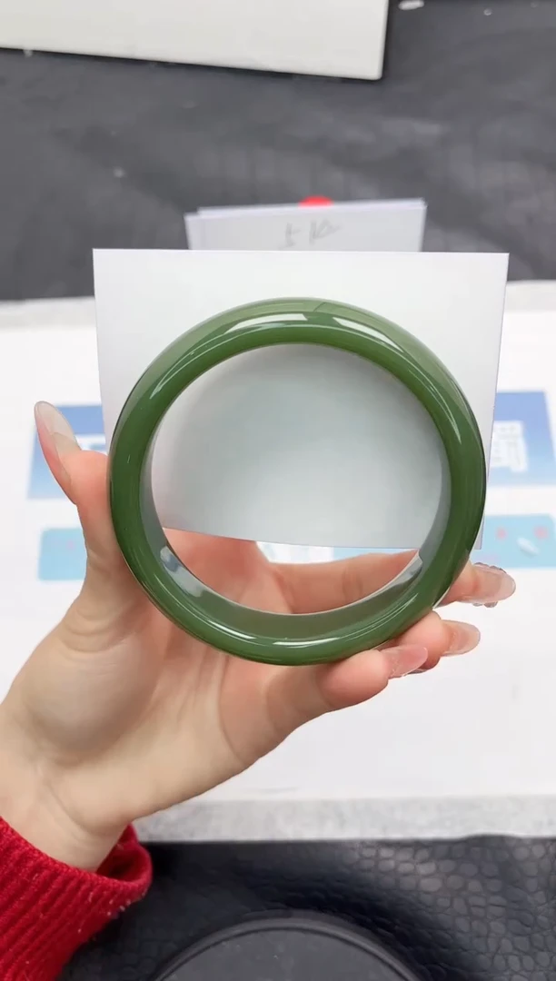 【闪购商品】石英质玉手镯未镶嵌N43-64