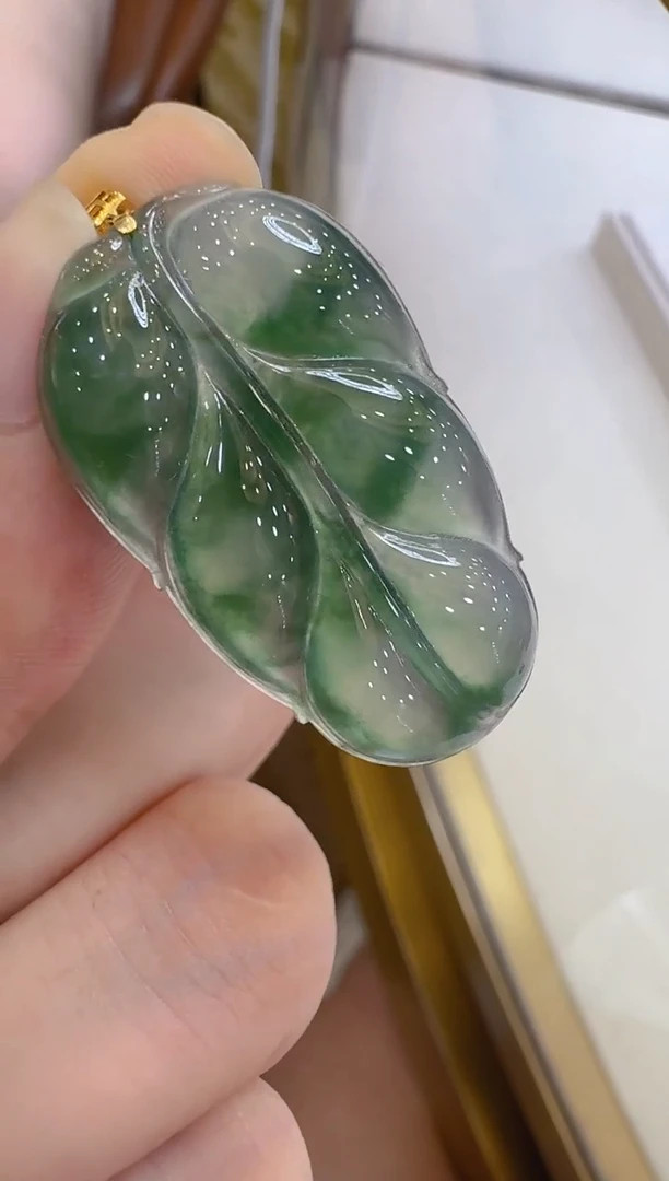 翡翠18K金镶嵌吊坠(不含链)多样性团购发一件