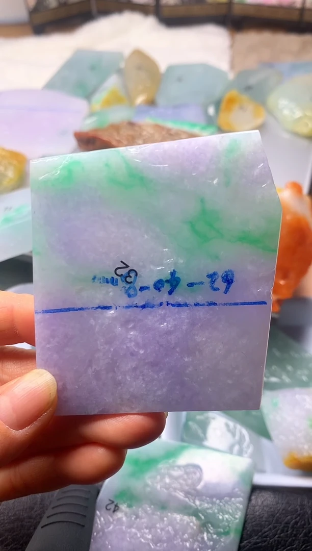 颈饰未镶嵌翡翠11