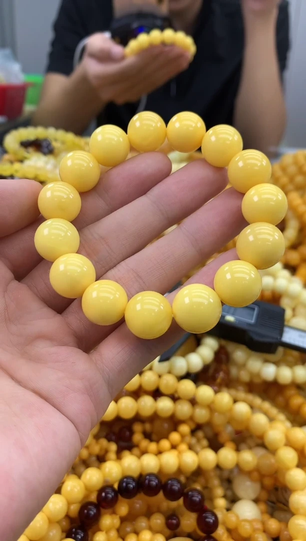 裸石蜜蜡未镶嵌手串