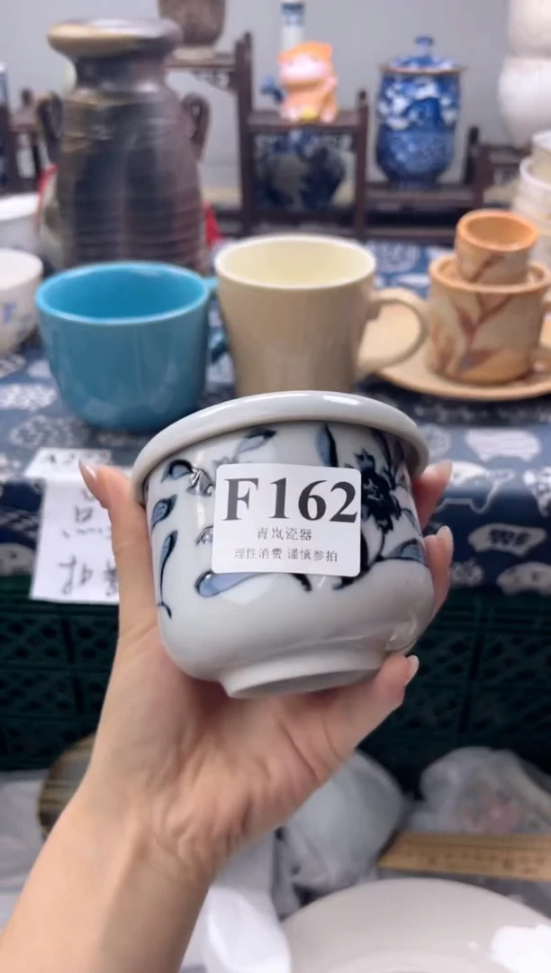瓷片曹*氓  F162