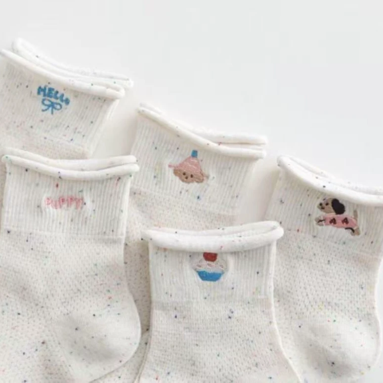 思思推荐~刺绣小短袜